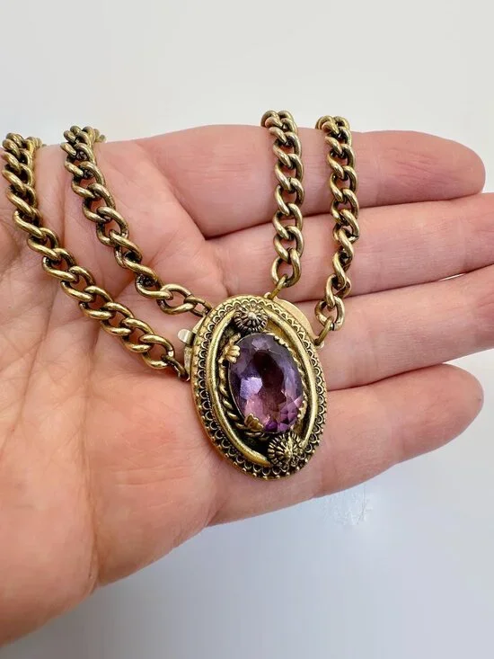 Vintage Necklace, Victorian Revival, Choker, Amethyst, Stone, Purple, Gold - Picture 4 of 8